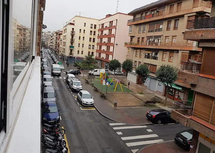 Costa Vasca Arenas Bilbao Apartment