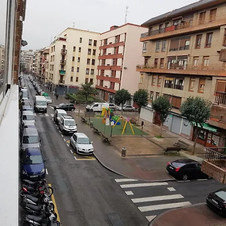 Costa Vasca Arenas Bilbao アパート